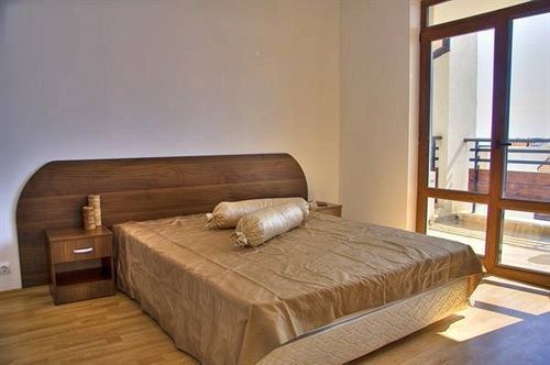 Aparthotel Lighthouse Светий Влас Екстер'єр фото